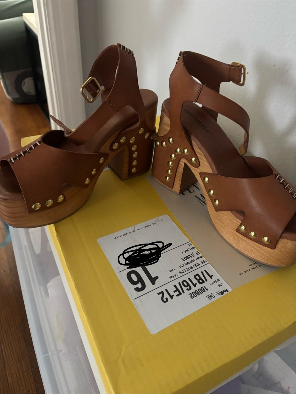 Free People Cecily Clogs - Picture 4 of 6